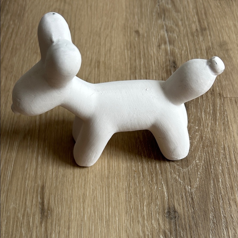 White Ceramic Balloon Dog Figurine Décor